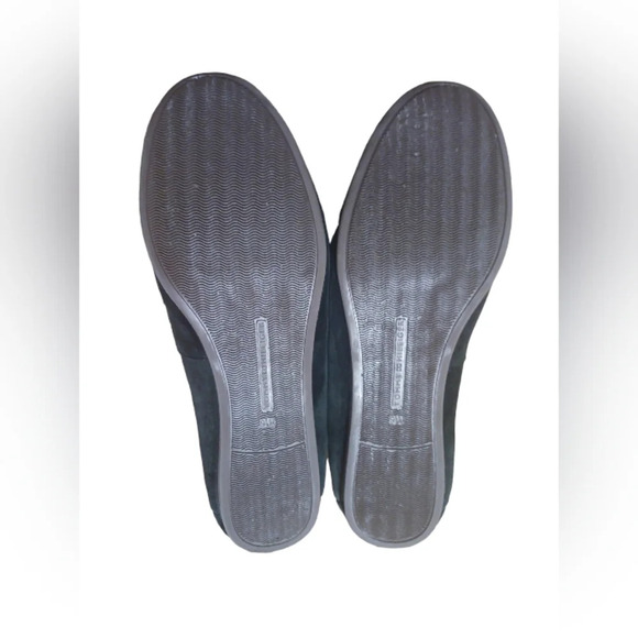 Tommy Hilfiger Suede Driving Loafer s Flats Women's size 9.5 - Picture 6 of 9